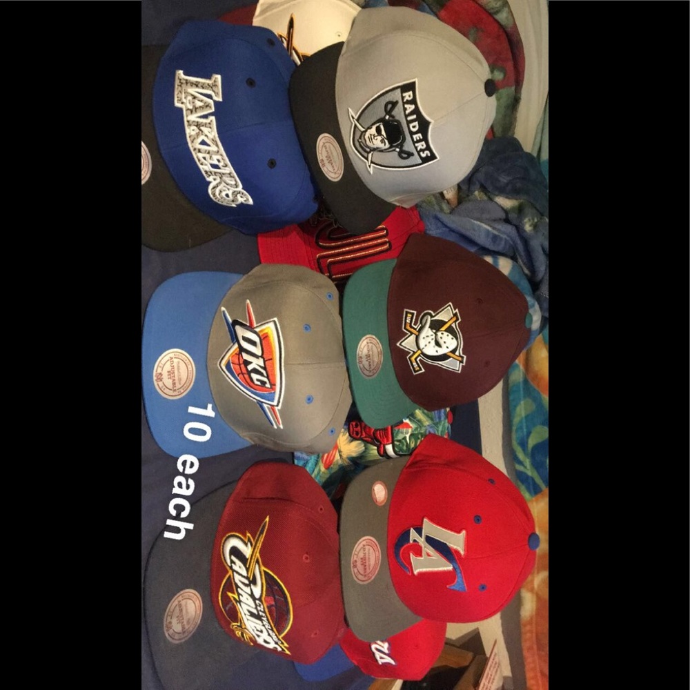 All Mitchell & ness snapbacks different hats